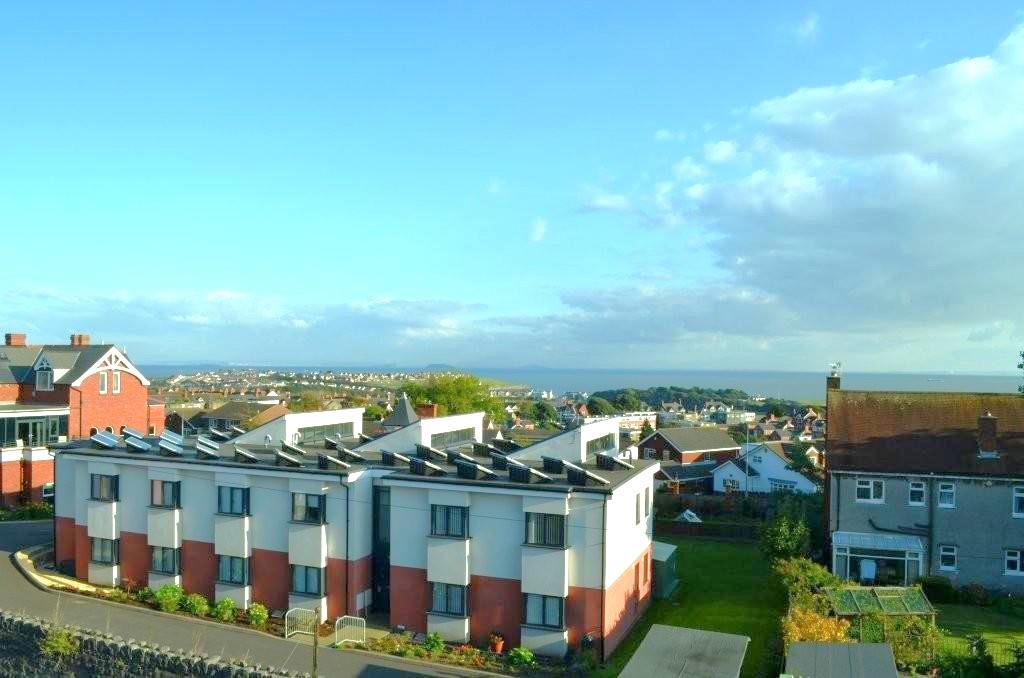 45 Victoria Road, Barry. Vale of Glamorgan. CF62 6PG